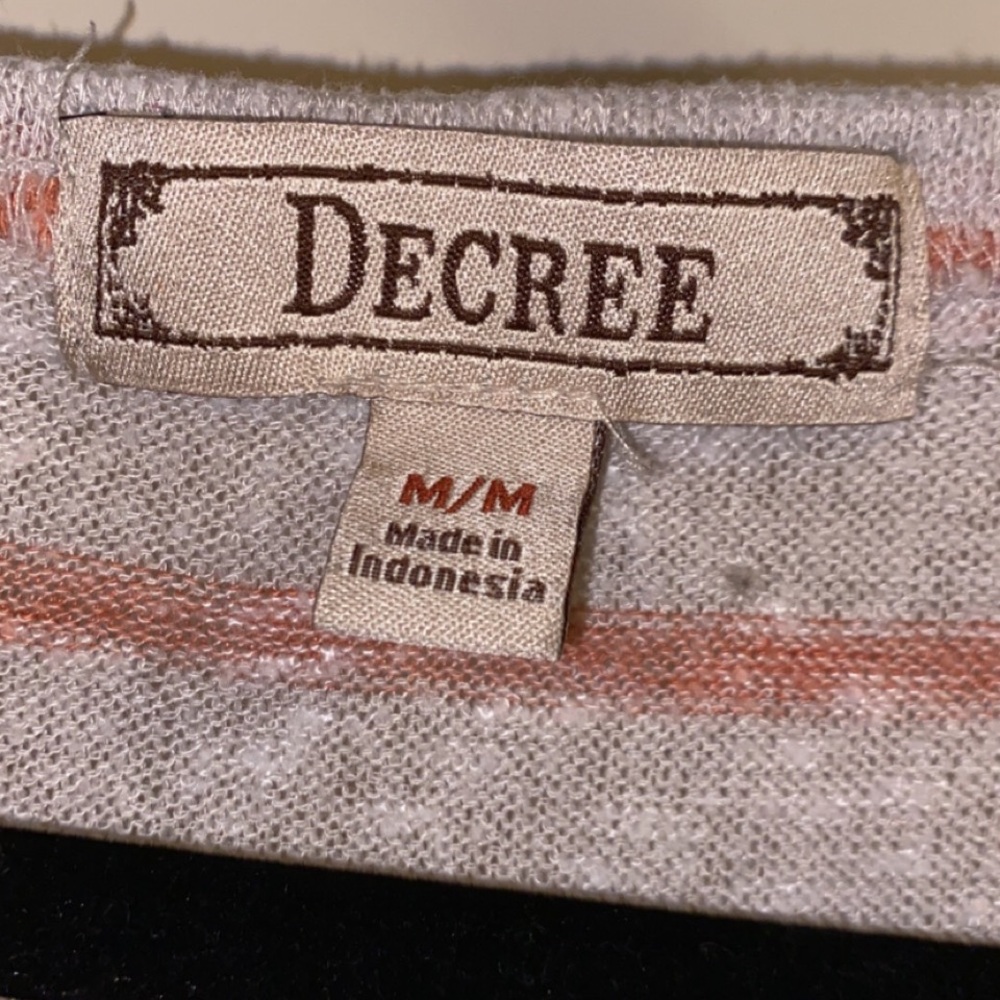 Decree Top - Picture 2 of 2